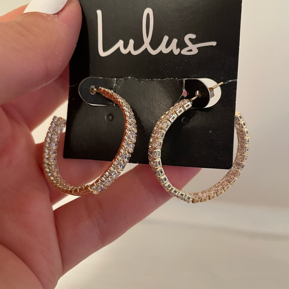 Lulu’s sparkle gold hoop earrings